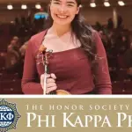 La talentosa violinista cubana Mailyn Iríbar Corpas ha sido acogida como miembro de la prestigiosa Sociedad de Honor Phi Kappa Phi.